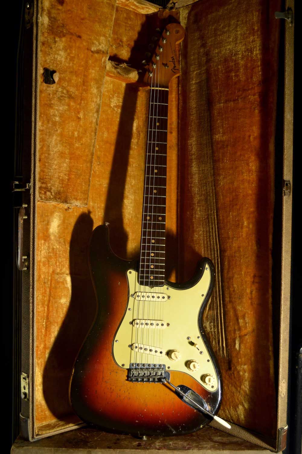 Fender Stratocaster - Serial: 77235 Cesco's Corner Guitars